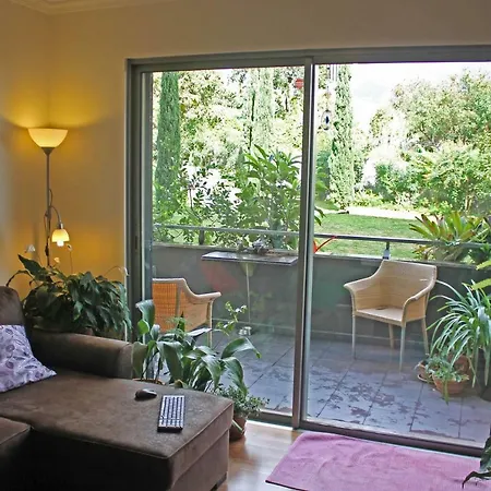 Rochas Shared Garden Refuge * 丰沙尔