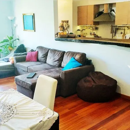 Rochas Shared Garden Refuge Homestay *