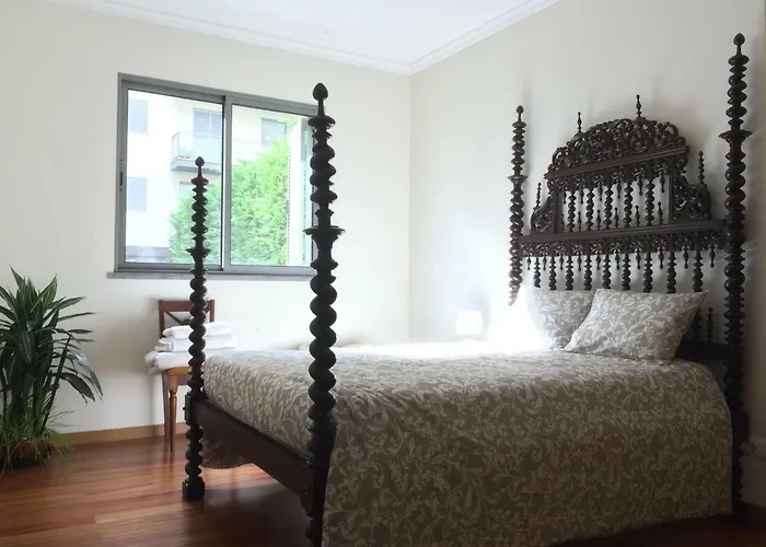 Rochas Shared Garden Refuge *