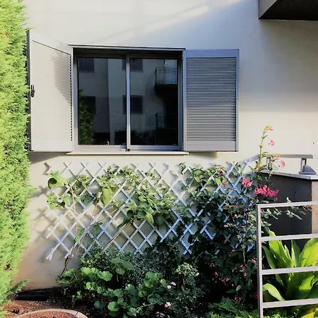 Проживание в семье Rochas Shared Garden Refuge Фуншал